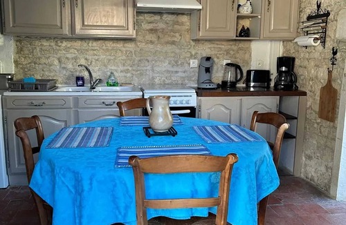 Sigogne House | Homerez - Charming House near Cognac with Barbecue.