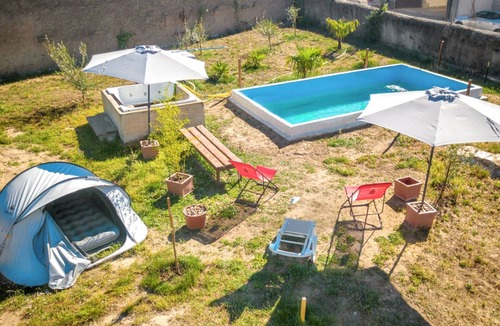 Vitigudino Villa | Homerez - Charming Villa Near Vitigudino with Shared Pool
