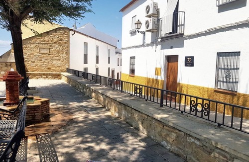 Arjona House | Homerez - Comfortable House in Arjona with Parking