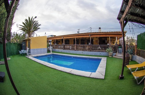 Algaida Villa | Homerez - Elegant Villa in Archena + Private Pool