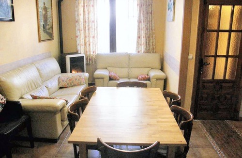 Banos de Valdearados House | Homerez - House in Baños de Valdearados