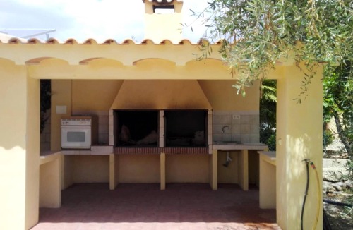 Caravaca de la Cruz House | Homerez - House for 8 ppl. with shared pool, jacuzzi and terrace at Noguericas