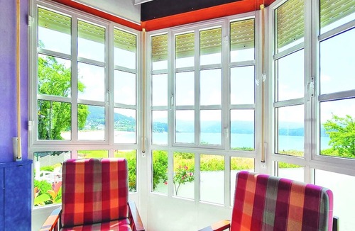 Faro House | Homerez - House Viveiro, sea view.