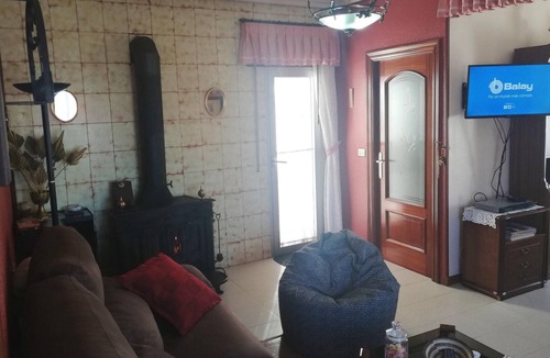 Chatun House | Homerez - Nice house for 7 ppl. with swimming-pool, garden and terrace at Chatún
