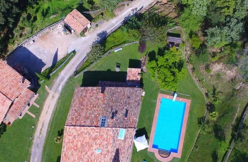 Merlant Apartment | Homerez - Spacious appartement for 6 ppl. with shared pool at Girona