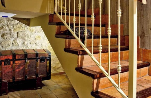 Zamarramala House | Homerez - Spacious House in Segovia with Large Garden