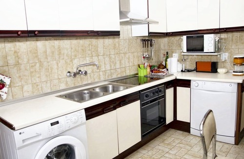 Abejar House | Homerez - Spacious house with garden in Abejar