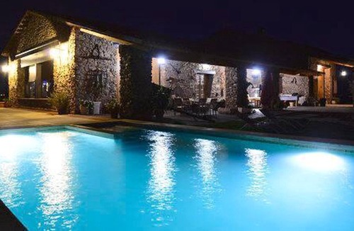 Fernan Caballero Villa | Homerez - Villa for 10 ppl. with swimming-pool and garden at Fernán Caballero