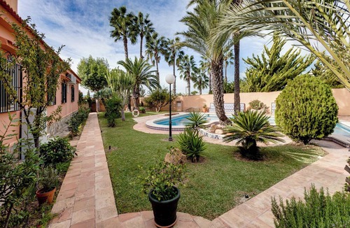 El Chaparral Apartment | Homerez - Villa in Torrevieja