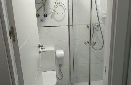 San Isidro Hotel | Hospedaje La Campana