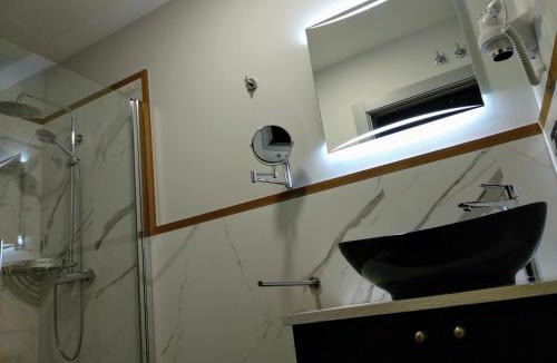 Hospital de Orbigo House | Hostal Canton Plaza
