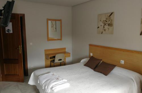 Santa Olaja de la Ribera House | Hostal Cerecedo