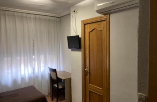 Oeste House | Hostal Conde David
