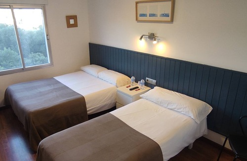 Villafranca del Bierzo Hostel | Hostal Cruce