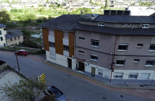 Villafranca del Bierzo House | Hostal Cruce