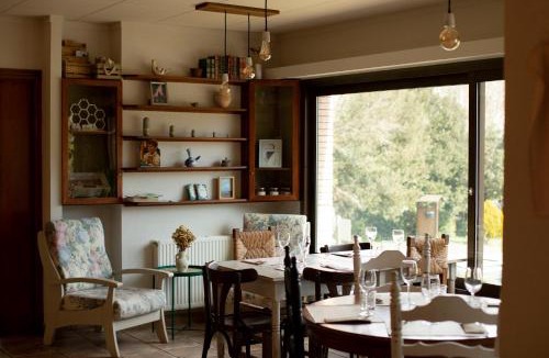 Sant Llorenc de la Muga Hotel | Hostal de l'Aigua