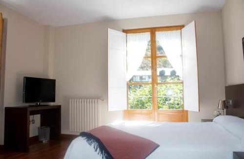 Molinaseca Hostel | Hostal El Palacio