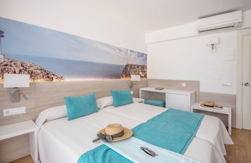 Formentera Hostel | Hostal Es Pi
