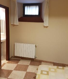 San Vicente de la Barquera House | Hostal Arenal