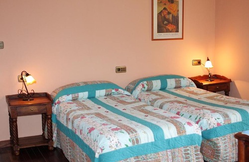 Comillas House | Hostal Esmeralda