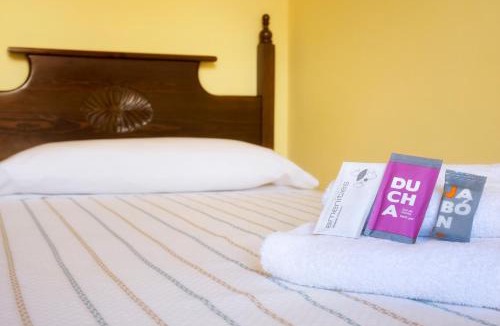 Caldes de Malavella House | Hostal Fabrellas