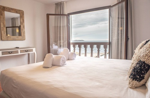 Cap Negret Hostel | Hostal La Torre