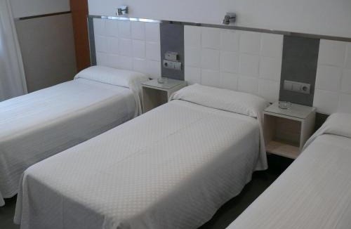 Explanada de la Estacion Hostel | Hostal La Hispanidad