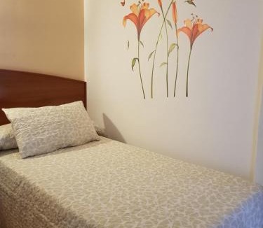 Lloret Town Center House | Hostal Mary - ADULTS ONLY