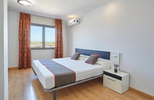 Borgonya House | Hostal Mas Ferrer