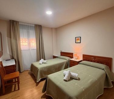 Villarcayo House | Hostal Merindades