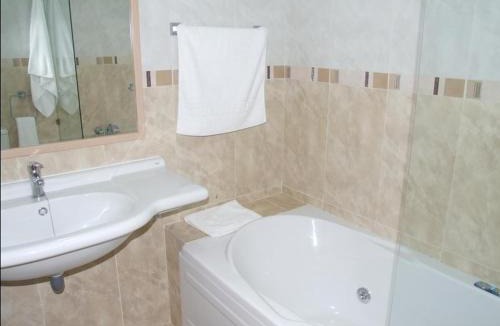 Manzanares House | Hostal Parador de los Galanes