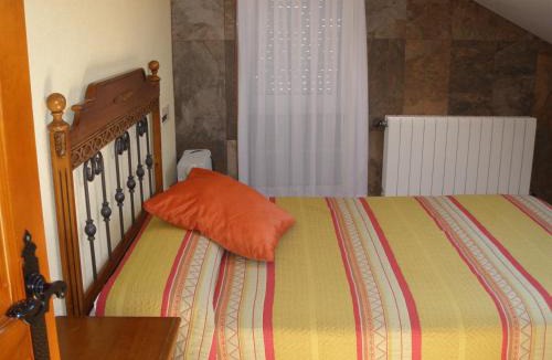 Cervera de Pisuerga Hostel | Hostal Pineda