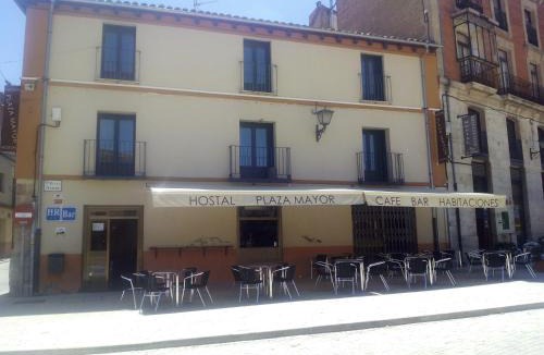 Almazan House | Hostal Plaza Mayor de Almazán