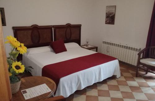 Siguenza Hostel | Hostal Puerta Medina