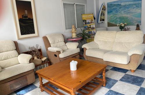 San Jose House | Hostal Puerto Genovés