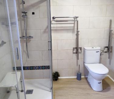 Camponaraya House | Hostal Restaurante LA SENDA