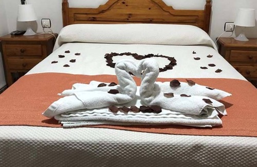 Pedro Andres Hostel | Hostal Restaurante Taibilla