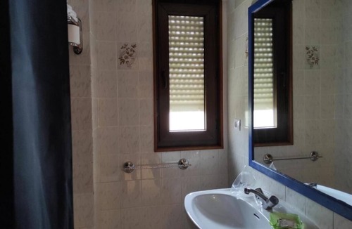 Riano Hostel | Hostal Restaurante Tanis