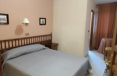 Sahagun House | Hostal Restaurante Yagual