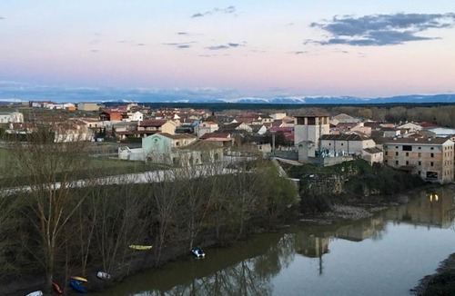 San Miguel de Bernuy House | Hostal RR