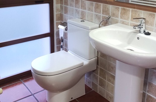 Canales de la Sierra Hostel | Hostal Rural with Bar La Villa