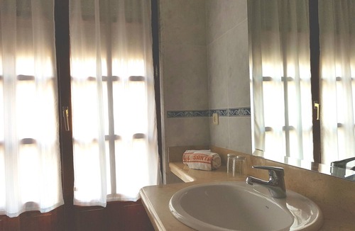 Arborbuena Hostel | Hostal Santa María
