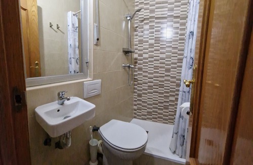 La Virgen del Camino Hostel | Hostal Soto
