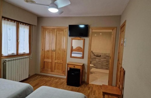 Abena House | Hostal Valle De Tena