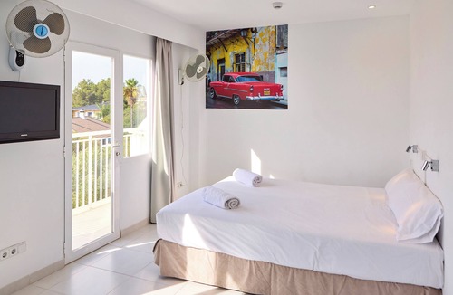 Torrenova Hostel | Hostel Floridita Adults Only