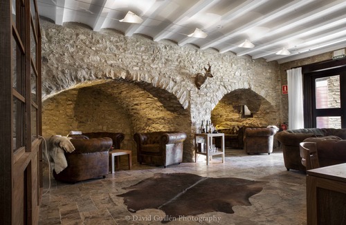 El Pont De Bar Hotel | Hosteria Toloriu 1848