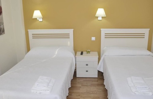 Poblacion de Campos Hotel | Hotel Amanecer en Campos