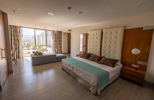 Ponferrada Hotel | Hotel Ciudad de Ponferrada, Ascend Hotel Collection