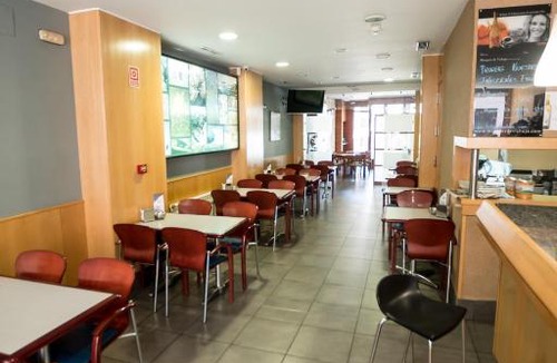 Cervera de Pisuerga Hotel | Hotel El Roble