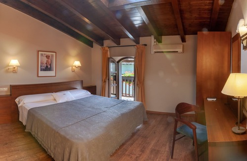 Llivia Hotel | Hotel Fonda Merce